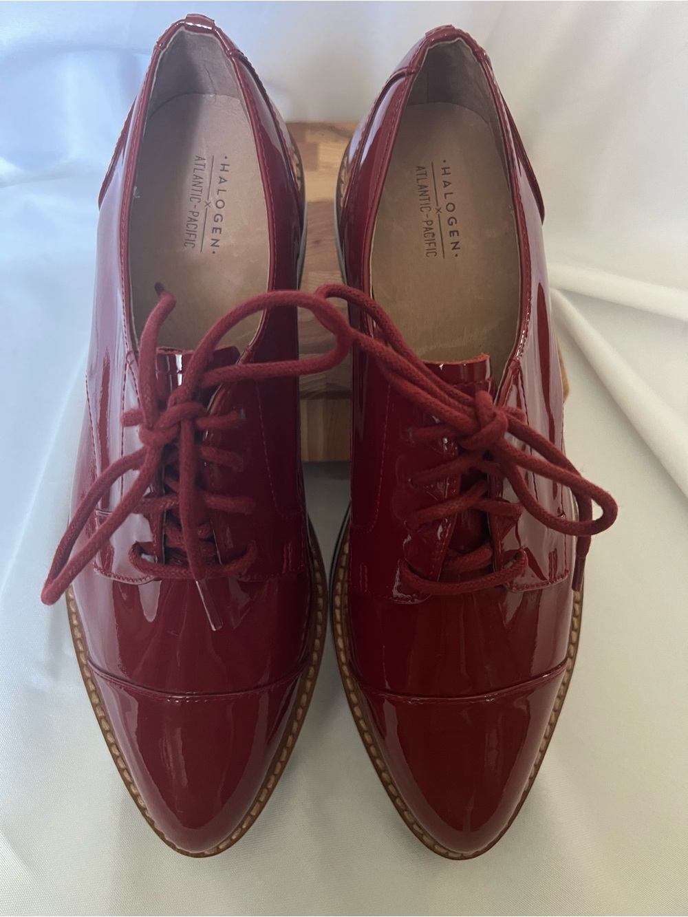 Halogen Oxfords
